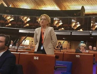 Πρόταση της Ρ. Δούρου για το καθεστώς του «Ευρωπαίου πρόσφυγα»